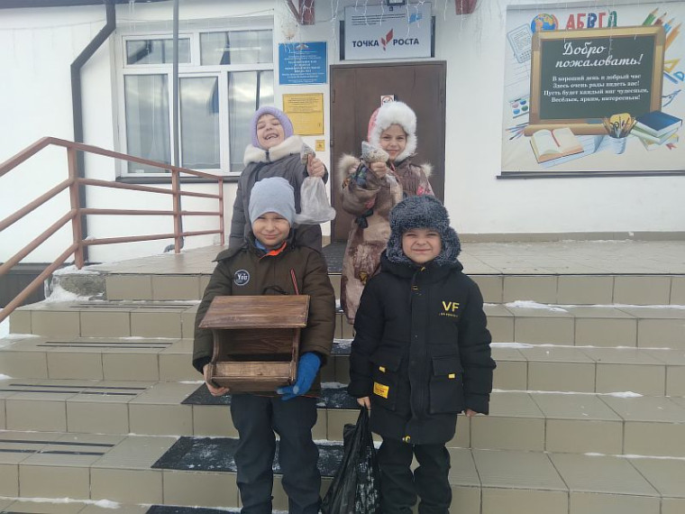 Покормите птиц зимой!.