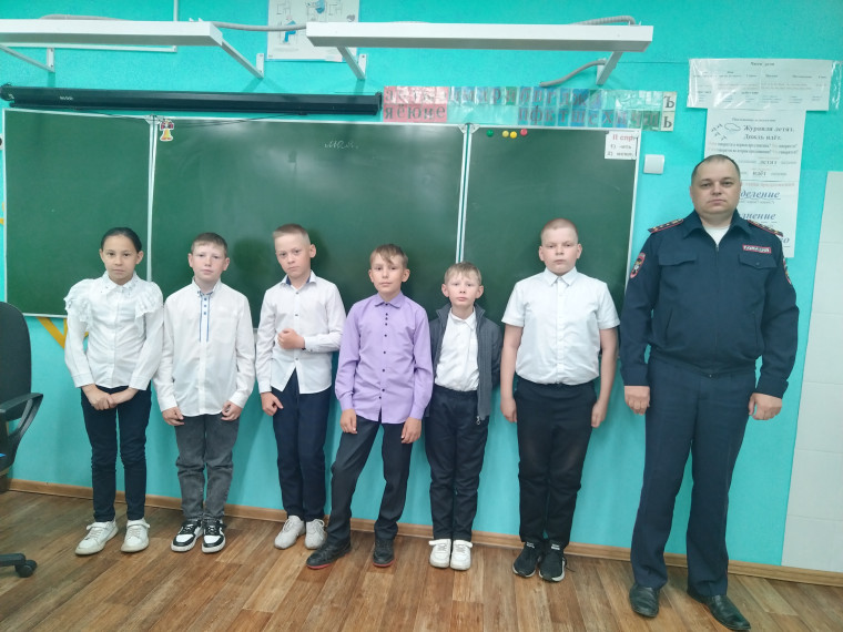 Беседа с учениками 4 класса по БДД.